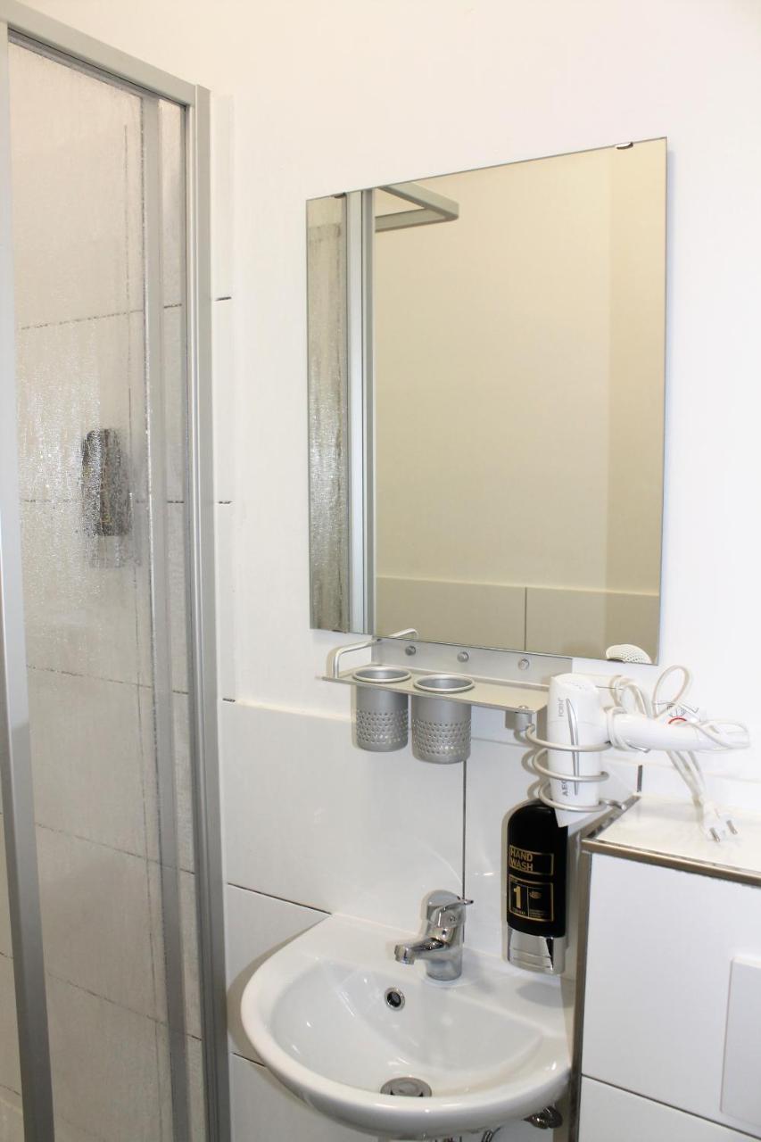 Pionier Hotel Hamburg Wandsbek Extérieur photo