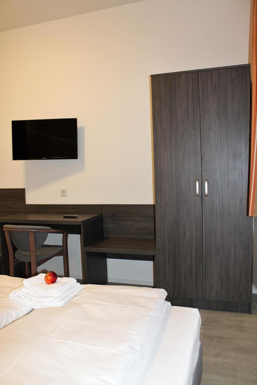Pionier Hotel Hamburg Wandsbek Extérieur photo